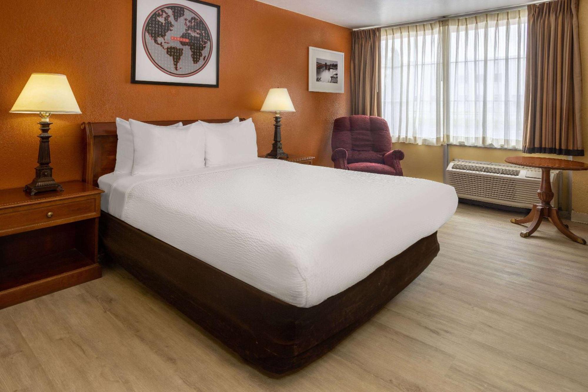 Ramada By Wyndham Rome - Verona Kültér fotó